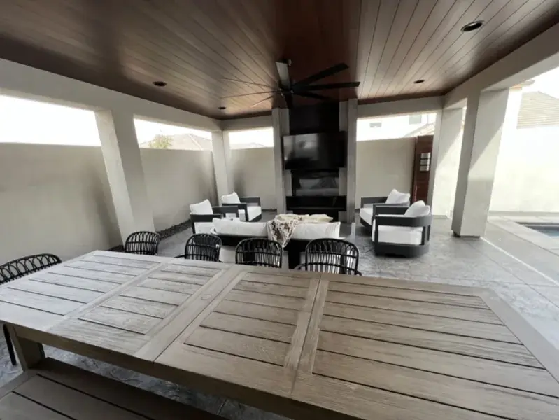 chandlercustomhomes/Pool And Cabana/F344C2AA-6B07-4A6E-9256-E4982B2F7D19_1_105_c_n5xixd